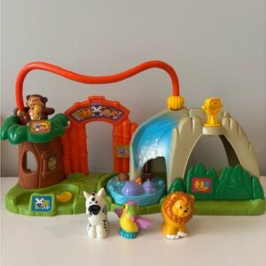 Little People Fisher-Price Bright Jungle Playset with Zebra, Parrot & Lion
